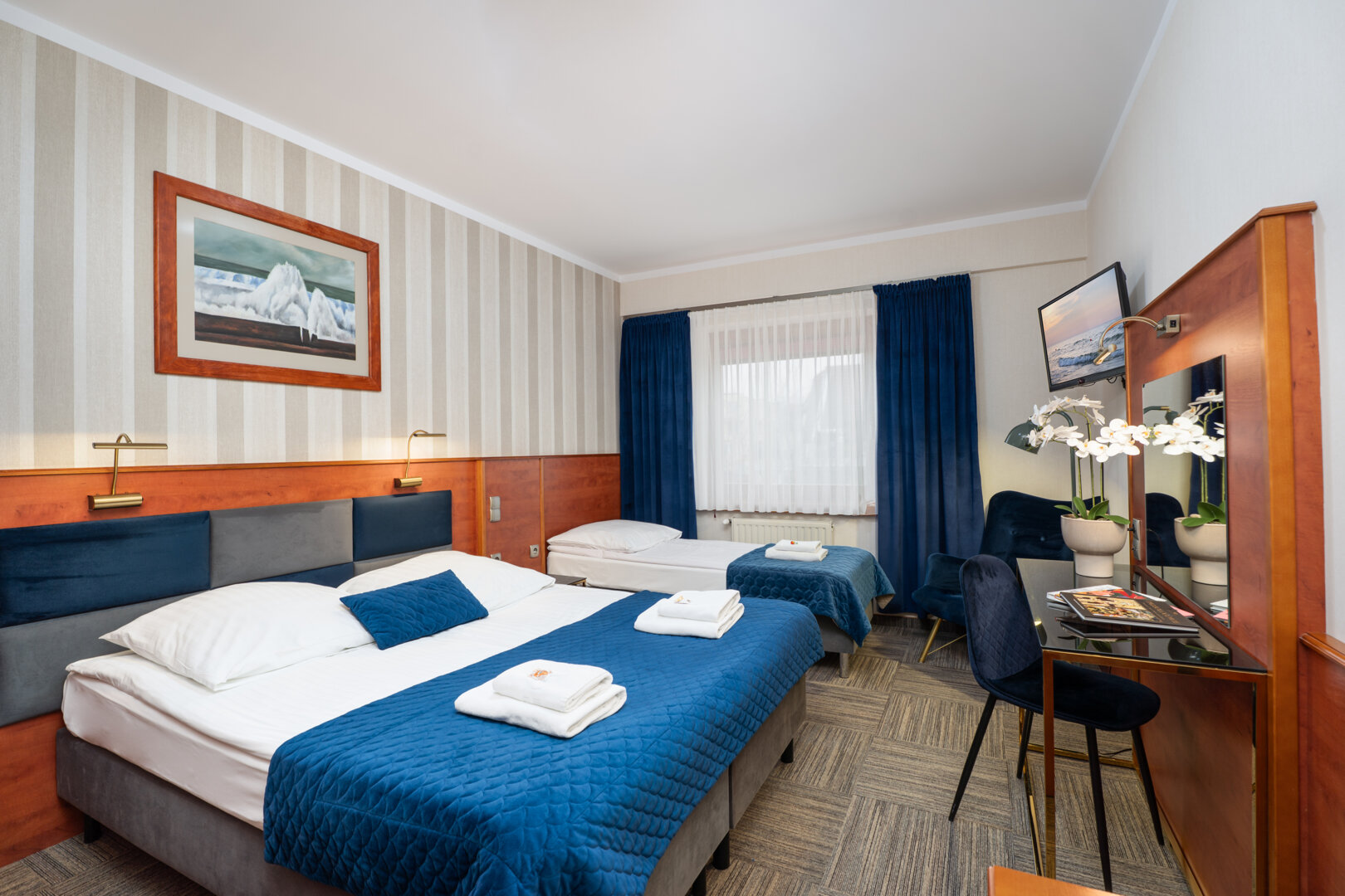 POK&Oacute;J TRZYOSOBOWY nr 111 (pierwsze piętro)